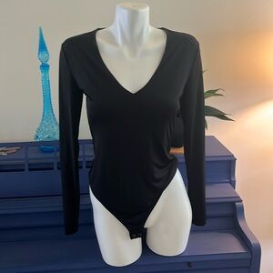 Express V neck bodysuit